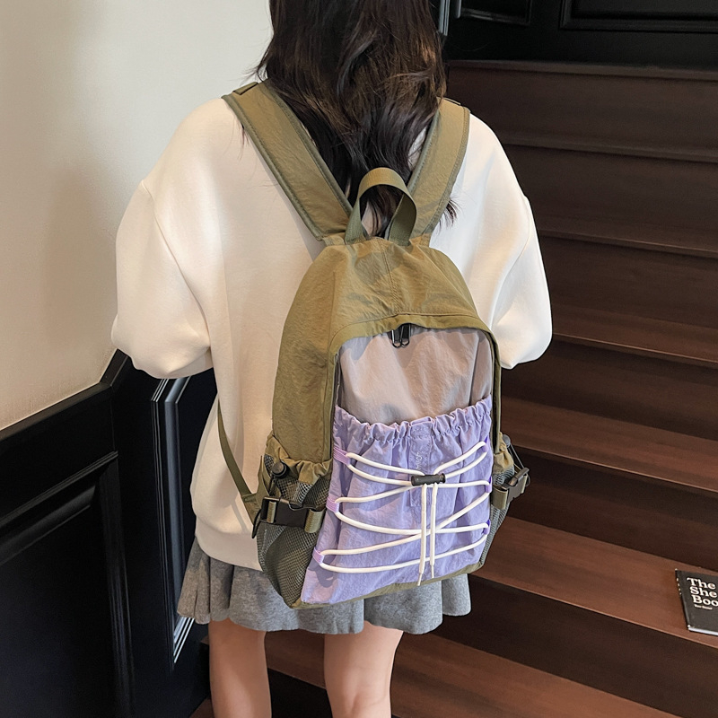 Rucsac sport cu material respirabil, potrivit pentru laptop, capacitate sub 20 L, bretele de umăr curbate