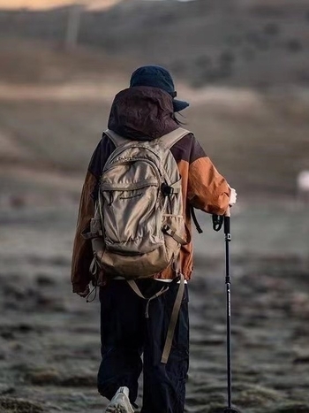 Mountainvalley Rucsac pentru drumeții în aer liber, capacitate mare, nylon, impermeabil, compatibil cu laptop de 16 inch, căptușeală poliester, model cu litere