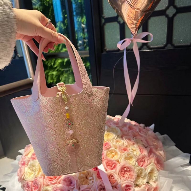 Bucket torba od pamuka gradski jednostavan stil, vodoravni kvadratni oblik, magnetsko zatvaranje