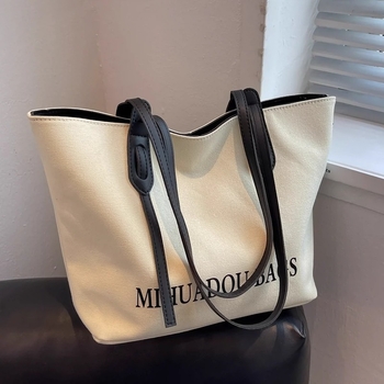 Tote torba od platna za žene — Mix‑and‑Match stil, zatvarač, podstava od platna, proljeće 2018