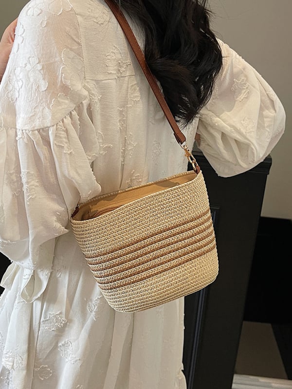 Ručna pletena slamnata torba za žene, ljetni stil, jedinstven dizajn, crossbody bucket torba, velika zapremina za plažu