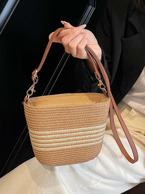 Ručna pletena slamnata torba za žene, ljetni stil, jedinstven dizajn, crossbody bucket torba, velika zapremina za plažu