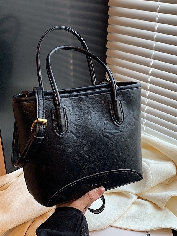 Bucket torba od PU materijala, cilindrični oblik, zatvarač, unutarnja podstava od najlona, gradski minimalistički stil