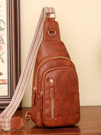 Crossbody torba, PU materijal, kvadratni oblik, zip zatvaranje, proljeće 2024