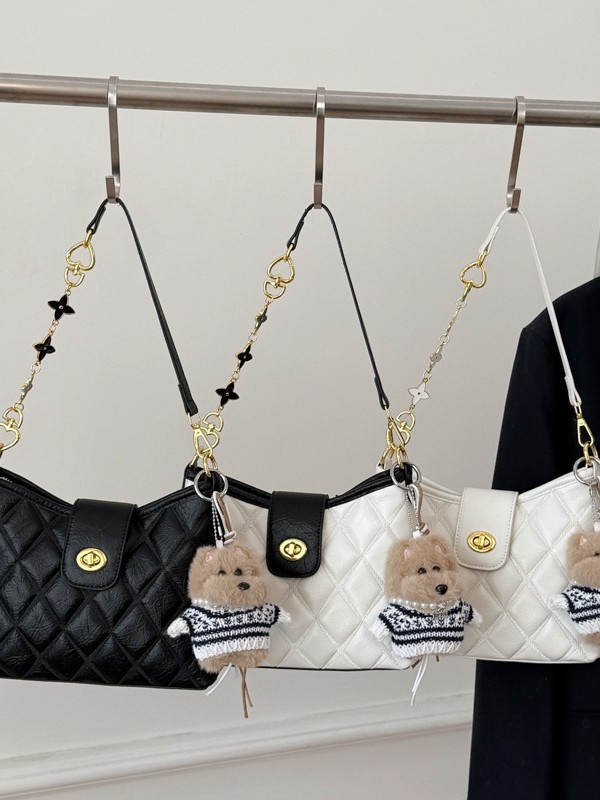 PU kožna crossbody torba s prešivanim uzorkom, zatvaračem i džepom za telefon