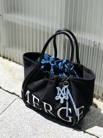 Geantă Tote din pânză, formă Dumpling, închidere cu șnur, buzunar interior cu fermoar, căptușeală din pânză