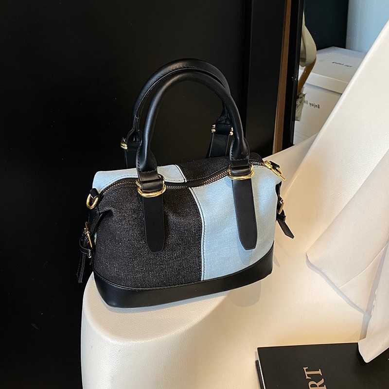Ženska denim torba – urbani minimalistički stil, horizontalni kvadratni oblik, zatvarač