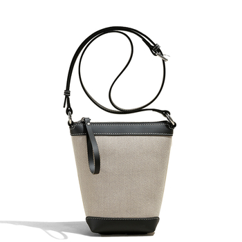 Ženska mini bucket torba | Prava koža | Bucket bag stil | Zatvaranje zatvaračem | Podstava od platna