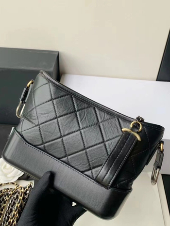Unisex torba od prave kože — horizontalno kvadratni oblik, zatvarač, unutarnji džepovi za telefon i dokumente