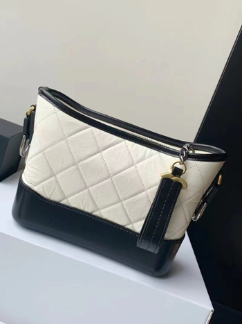 Unisex torba od prave kože — horizontalno kvadratni oblik, zatvarač, unutarnji džepovi za telefon i dokumente