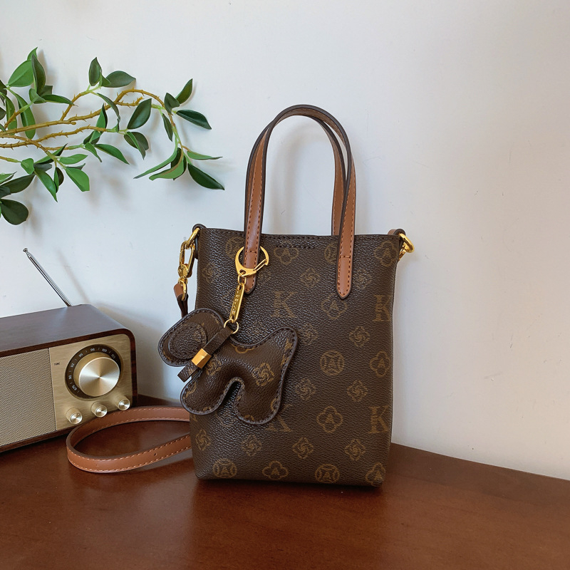 Ženska PVC crossbody torbica, street-trend stil, uspravni kvadratni oblik, podstava od poliestera, unutarnji džep
