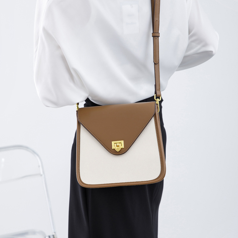 Crossbody torba od PU kože, horizontalni kvadratin oblik, unutarnji džep sa zipom, džep za telefon, poliester podstava