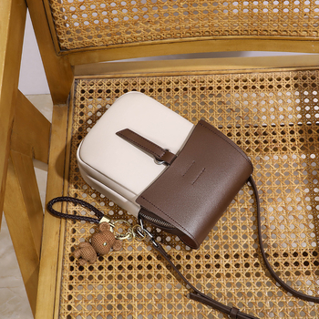 SEAMMER Mala vertikalna crossbody torbica za telefon, od prave teleće kože, lagana, gradski stil za ljeto
