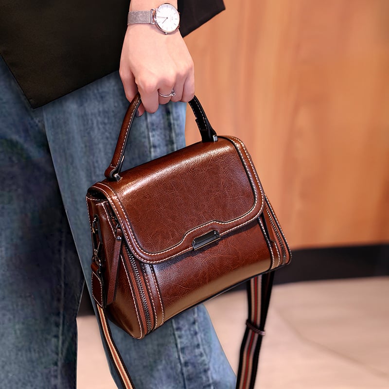 Torba od prave kože Crossbody — Zima 2024, horizontalno kvadratni oblik, podstava od poliester.