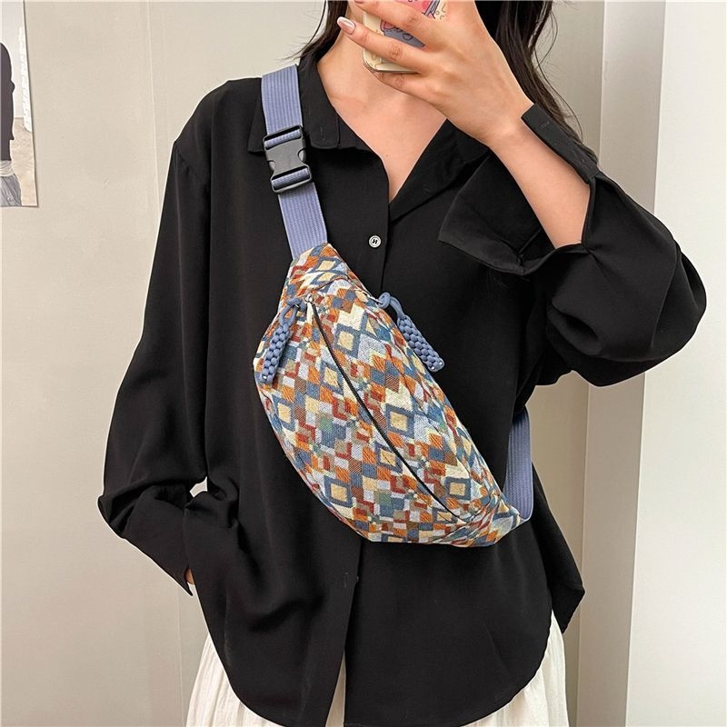 Crossbody torba za prsa – poliester, proljeće 2025, zatvarač, laminirano unutarnje pretiniste, crossbody dizajn