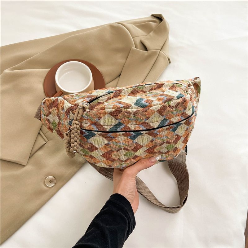Crossbody torba za prsa – poliester, proljeće 2025, zatvarač, laminirano unutarnje pretiniste, crossbody dizajn