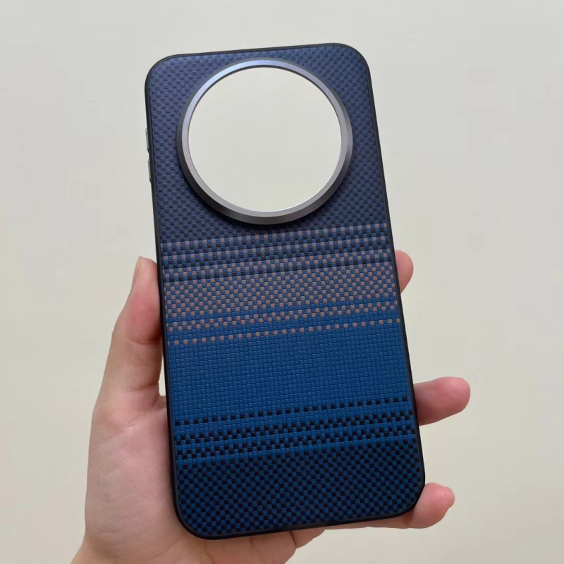 Carcasă de protecție Huawei Mate80 Pro cu model Kevlar și inel metalic pentru obiectiv, strat 2 în 1 din acrilic + TPU + piele; Șoc, disipare căldură, anti-uzură, anti-amprentă