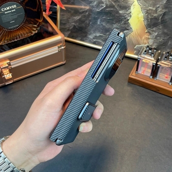 Zepure kožený obal pre Huawei s magnetickým flipom, 3-skladaný dizajn, vzor karbónových vlákien, držiak na zápästie a stojan