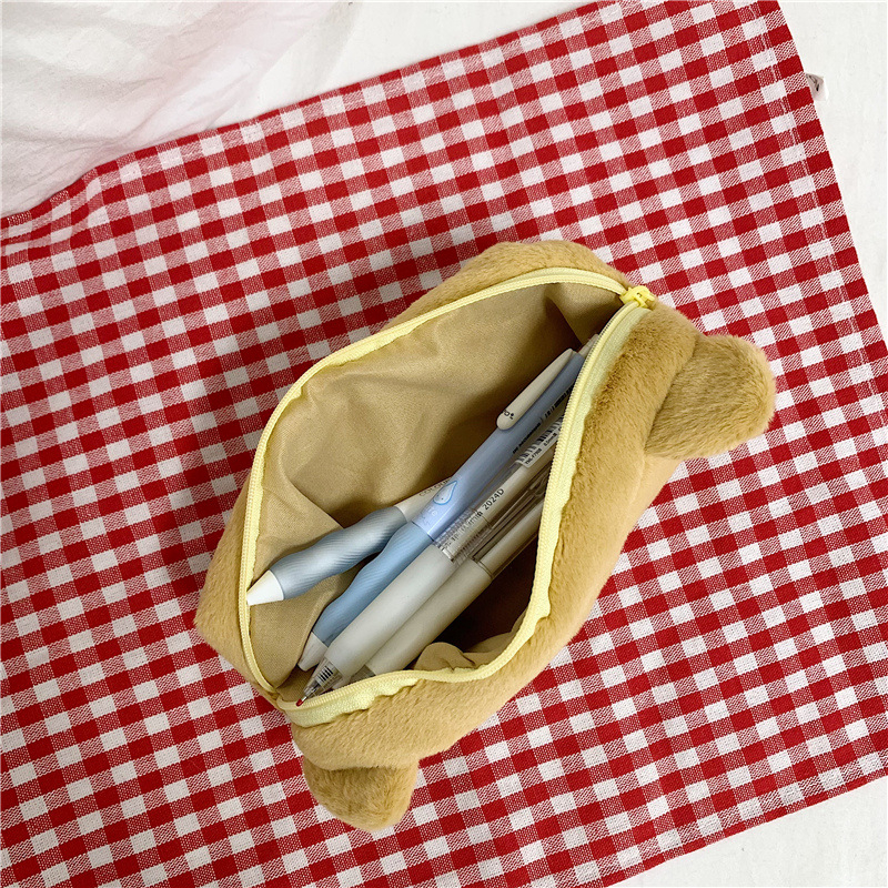 Plišani neseser za olovke s motivom Rilakkuma, sladak životinjski dizajn, pamukasti vanjski materijal, podstava od poliestera, izuzetno lagan, velika kapacitet za školu