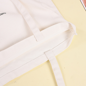 Testreszabható vászontáska üres dizájnnal; ideális egyetemisták és ingázók számára; nyomtatási lehetőségek: szitanyomás, digitális nyomtatás, hőtranszfer; készlet + testreszabás