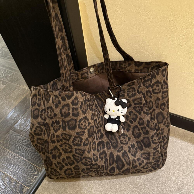 Shoulder Tote torba s leopard uzorkom, ulični stil, koža srnjaka, zaobljen oblik, poklopac otvaranje