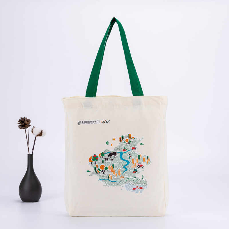 Чанта от канвас с персонализиран логотип за рекламни цели; стил: чантичка за рамо; печат на лого: ситопечат, офсетен печат, машинен печат