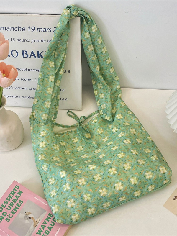 Poliesterska tote torba, street style, pravokutnog oblika, otvorenog vrha