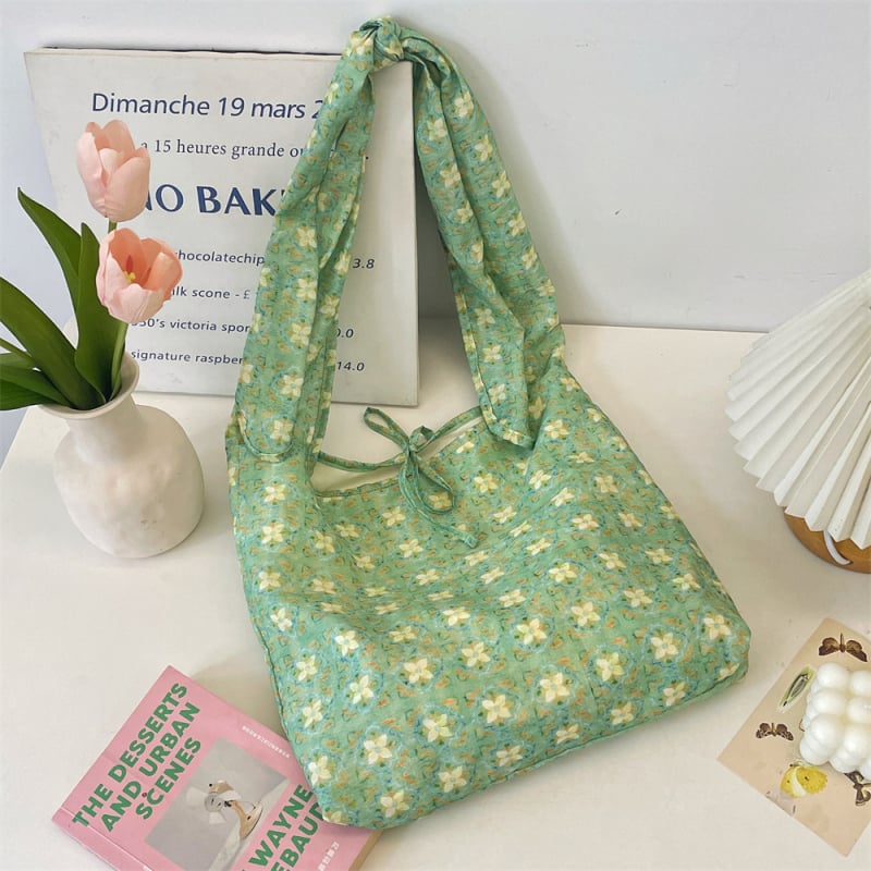 Poliesterska tote torba, street style, pravokutnog oblika, otvorenog vrha