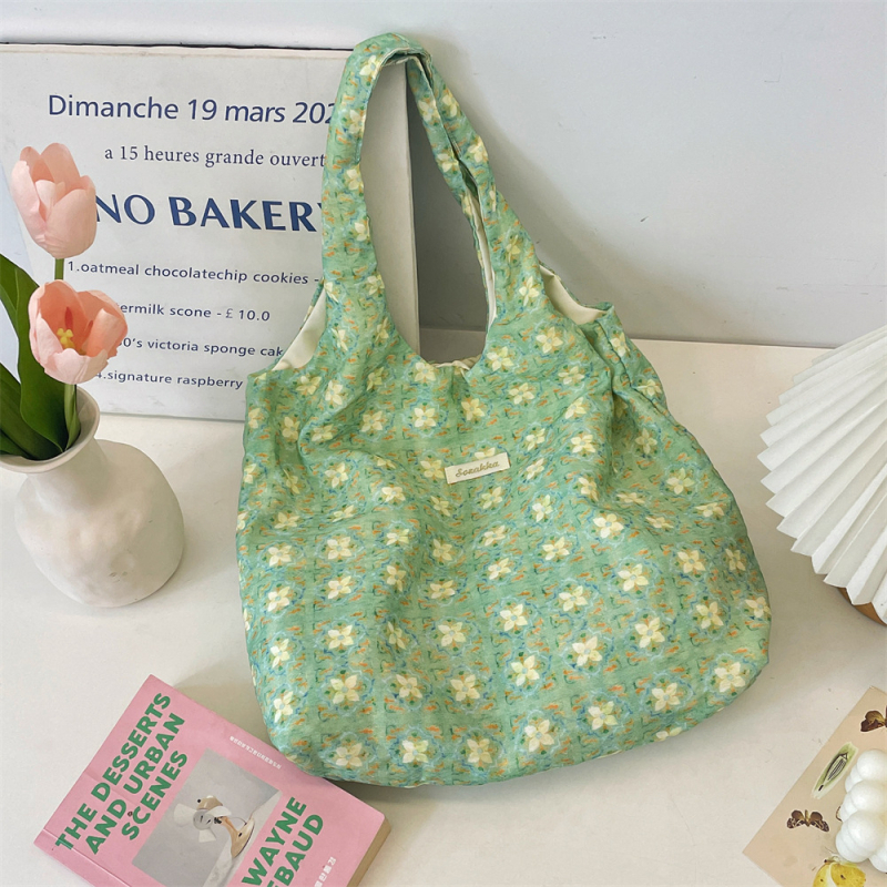 Poliesterska tote torba, street style, pravokutnog oblika, otvorenog vrha