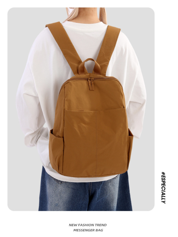Unisex nylon ruksak, 20–35 L, kompatibilan s 12-inčnim prijenosnikom, zakrivljene naramenice, gradski minimalistički stil