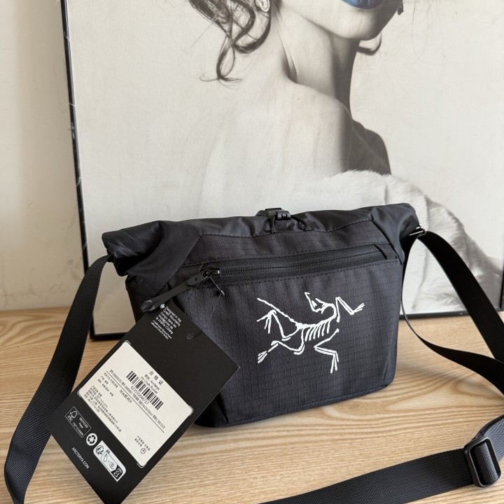 Ανδρική ναϊλον τσάντα χιαστί για αναψυχή και υπαίθριες εξορμήσεις, αδιάβροχη, εξαιρετικά ελαφριά, αντοχή στη φθορά, 10L χωρητικότητα