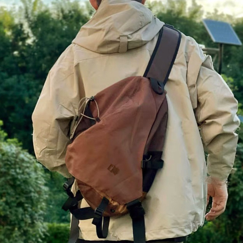 Muška platnena crossbody torba s platnom podlogom za poslovna putovanja