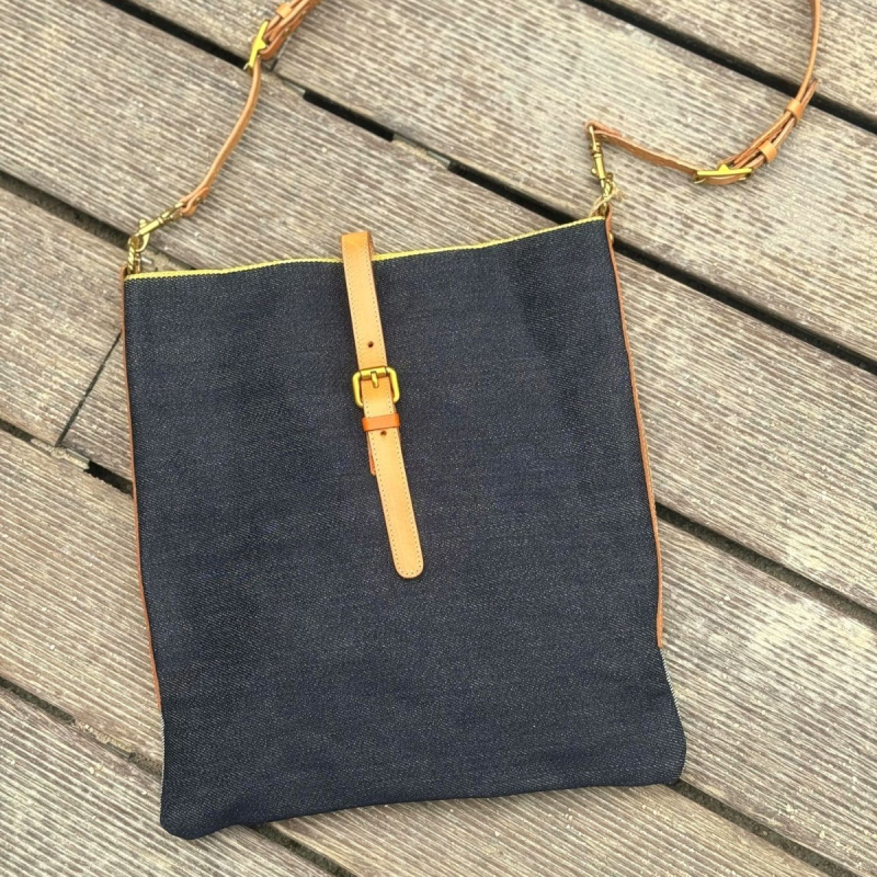Unisex torba na rame od platna, gradski stil, tekstni uzorak, podstava od pamuka, japanski sustav, otporna na habanje