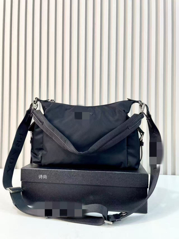 Muška crossbody torba u street stilu, PVC materijal, vodootporna, geometrijski uzorak, poliester podstava, ljeto 2024