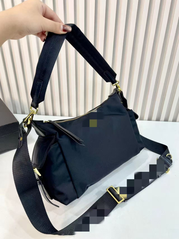 Muška crossbody torba u street stilu, PVC materijal, vodootporna, geometrijski uzorak, poliester podstava, ljeto 2024