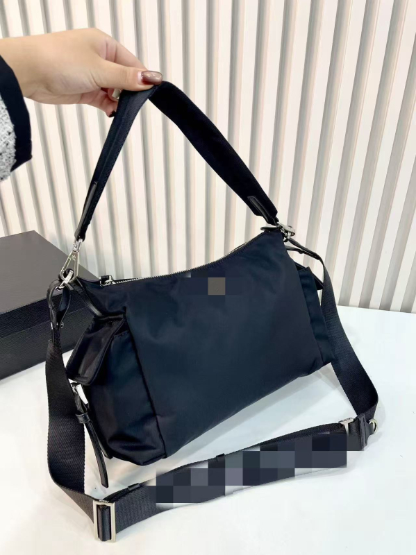 Muška crossbody torba u street stilu, PVC materijal, vodootporna, geometrijski uzorak, poliester podstava, ljeto 2024