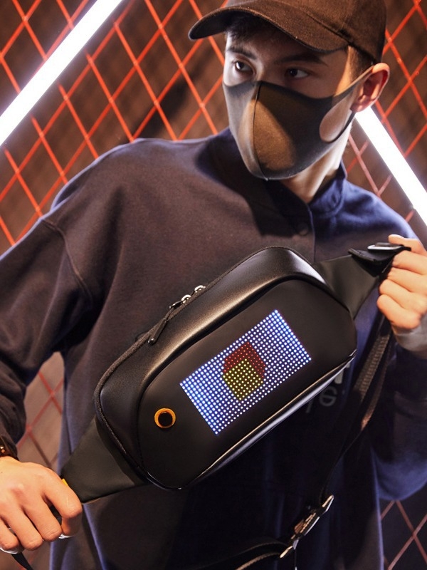 Muška crossbody torba od PVC-a, vodootporna i otporna na trošenje, teksturni uzorak, podstava od poliestera, proljeće 2024
