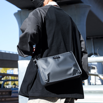 Muška crossbody torba za poslovno svakodnevno korištenje, visokokvalitetni kožni film, vodootporna, ultralak, zaštita kralježnice, kompatibilna s laptopom