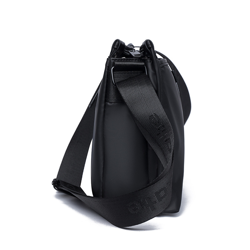 Muška crossbody torba za poslovno svakodnevno korištenje, visokokvalitetni kožni film, vodootporna, ultralak, zaštita kralježnice, kompatibilna s laptopom