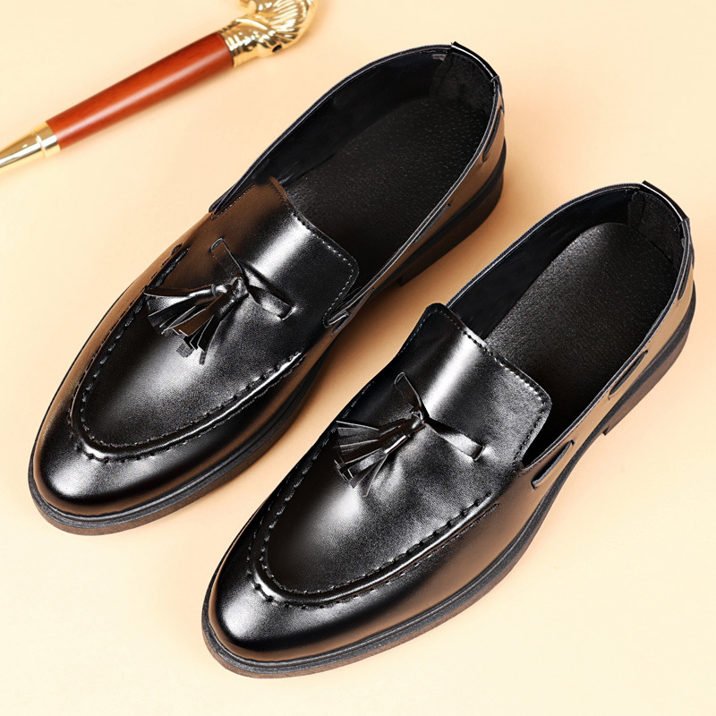Muški mokasini s PU gornjim dijelom, oštar nos, ravna peta, slip-on