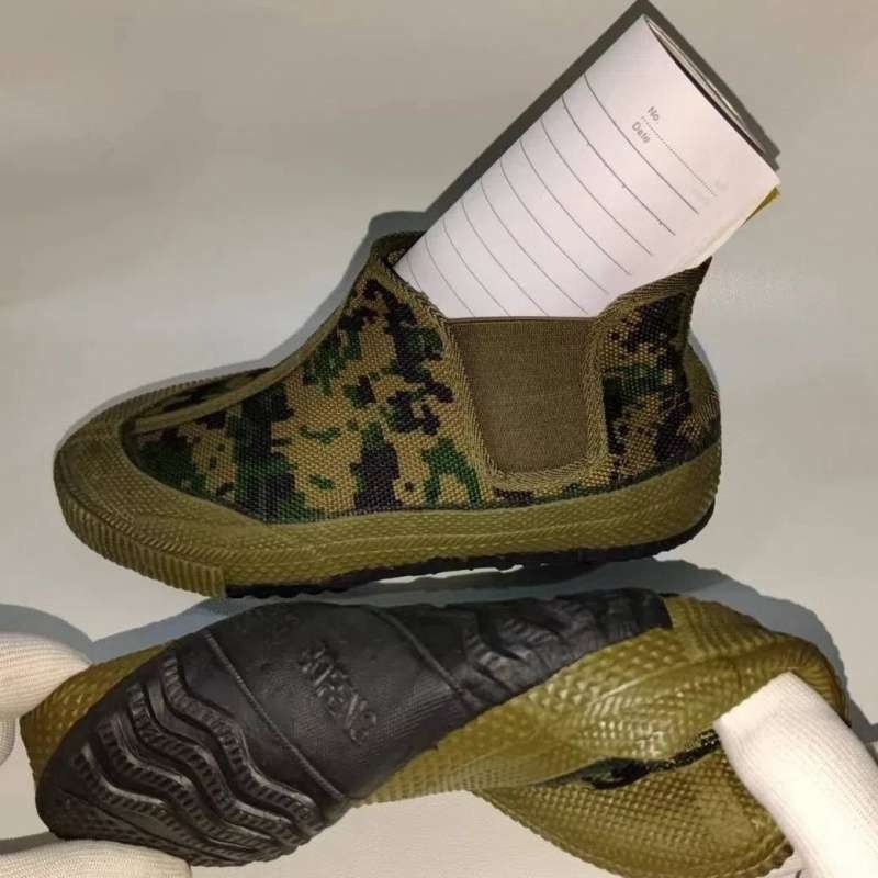 Platnene Slip-On tenisice, unisex, srednja visina gležnja, prozračne, protuklizna gumena potplat, uzorak Zebra/Točkice