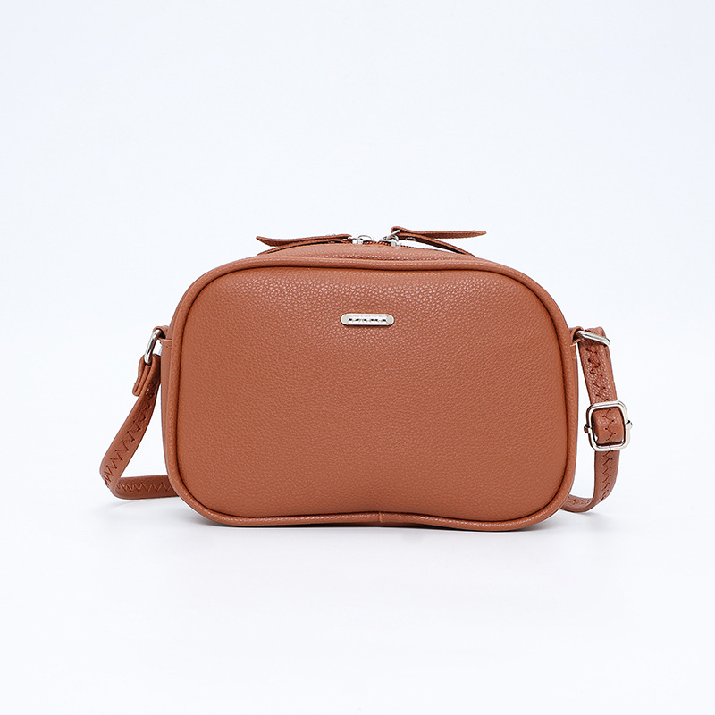 Ženska crossbody torba, PVC, kružnog oblika, zatvarač, najlon podstava, džep za mobitel