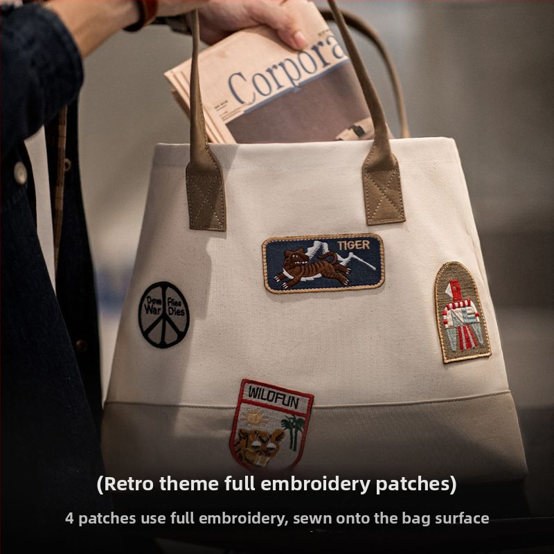 Madden vīriešu plecu soma – audums, brīvdienu ceļojumi, 2025. gada pavasaris (Zīmols Madden; Audums; Brīvdienu ceļojumi; 2025. gada pavasaris)