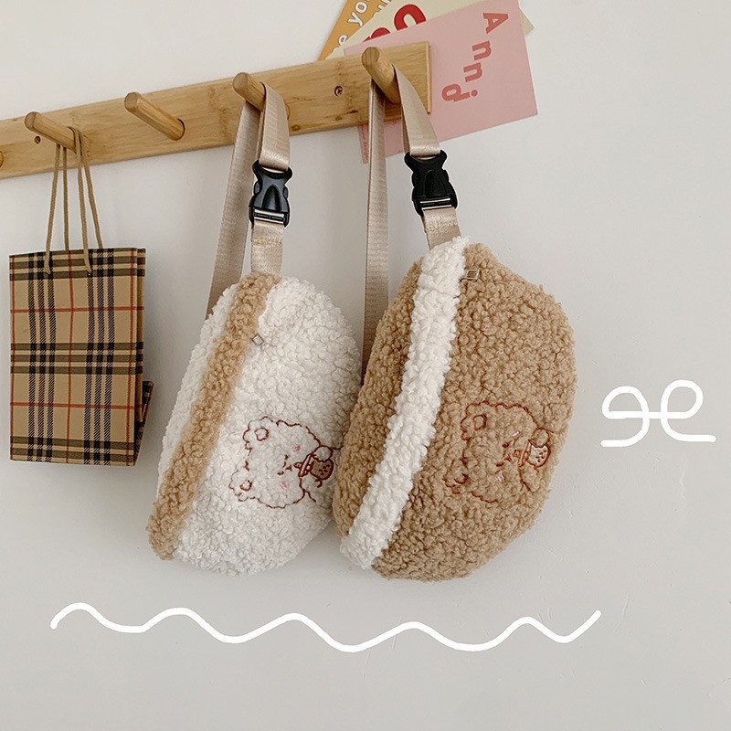 Pliš Crossbody torba – japanski stil crtić, ulični trend, vodoravni kvadratni oblik, zatvarač, poliester podstava