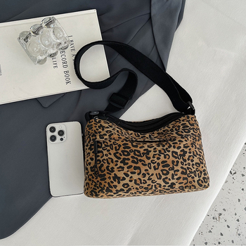 Ženska crossbody torba u korejskom stilu, velika kapaciteta, leopard uzorak, višeslojni dizajn, zatvaranje na zip