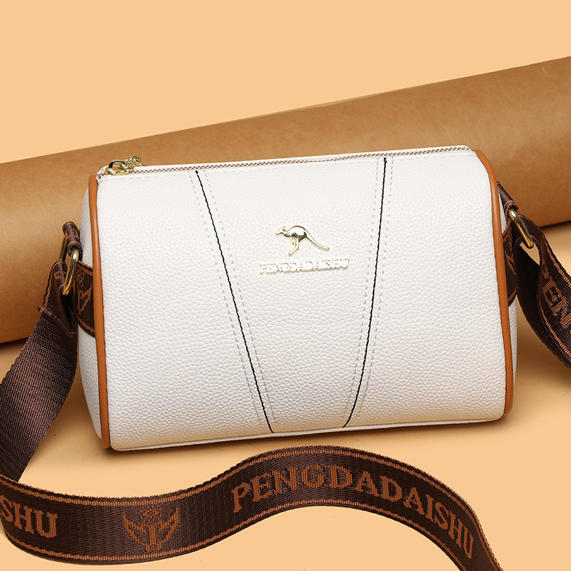 PU bőrhatású párnázott crossbody táska cipzárral, belső zsebek telefonhoz és ID-kártyához, egy vállpánttal