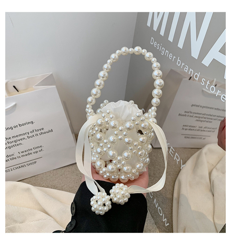 Pērļota bucket soma no akrila, cilindriska forma, auklas aizdare, poliestera odere