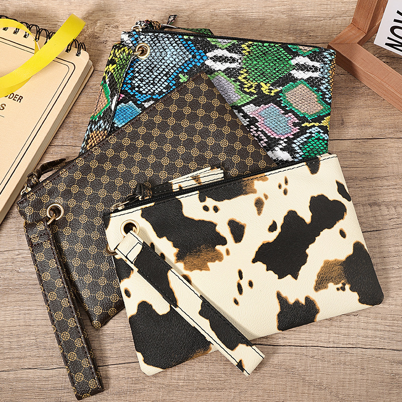 PU materiāla makiņa uz rokas ar rāvējslēdzēju, horizontāla kvadrātforma, PU iekšējā odere, trīsdimensiju ārējais izskats