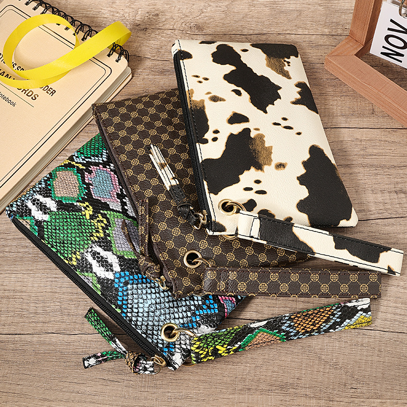 PU materiāla makiņa uz rokas ar rāvējslēdzēju, horizontāla kvadrātforma, PU iekšējā odere, trīsdimensiju ārējais izskats