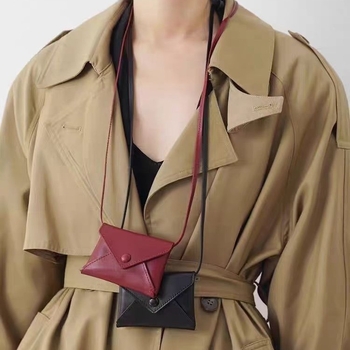 Crossbody torbica za struk, PU materijal, mala kvadratna torbica, vertikalni kvadratni oblik, magnetska kopča, unutarnja džep s zatvaračem, poliester podstava